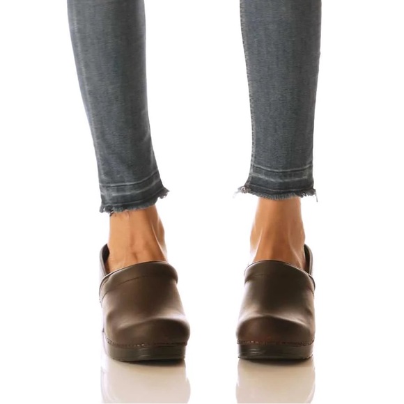 Dansko Professional Antique Brown Oiled Leather Clogs - Picture 2 of 11